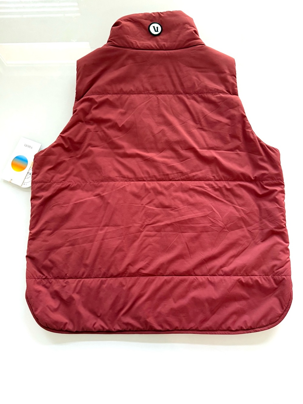 Vuori Canyon Insulated Vest Cerise red brown NWT Size M Lightweight Puffer - Picture 8 of 9